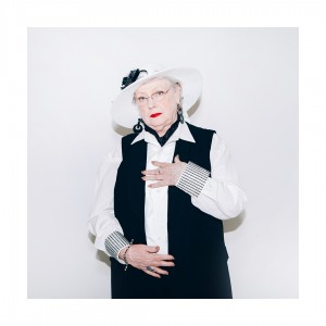 http://store.yuulabenivolski.com/files/gimgs/th-101_portraits-3682-2 ig_v3.jpg